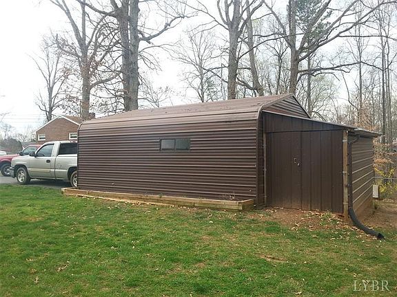 4th image of 208 Alta Ln