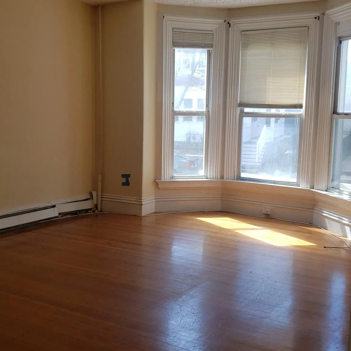 3 bed, $3,650 — Photo 2