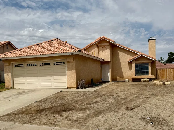 4821 E Essex Dr, Palmdale, CA 93552
