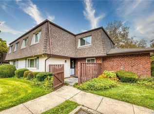 273 Feller Dr, Central Islip, NY 11722