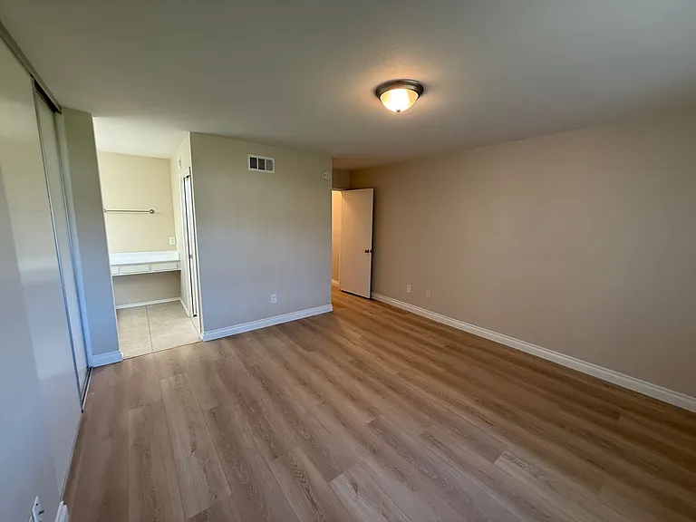 23115 Village 23 — Photo 14