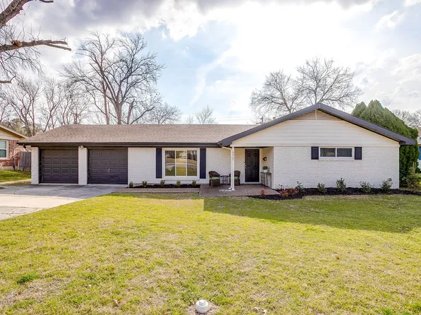 6917 Overhill Rd, Fort Worth, TX 76116