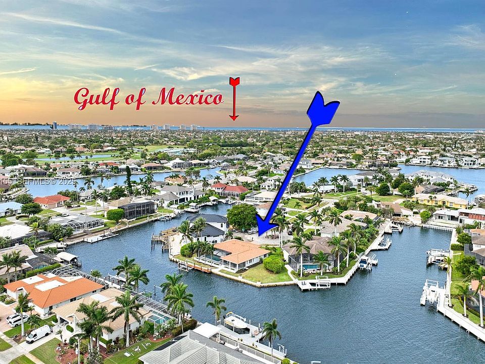 1st image of 418 Tarpon Ct