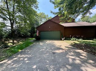 5058 Monticello Ave NW, Canton, OH 44708
