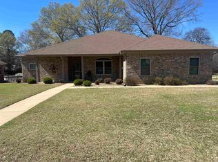 317 Fair Oaks Cv, Jacksonville, AR 72076