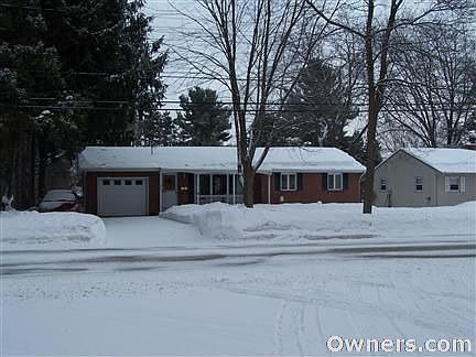 Open House 5-1 2-4pm