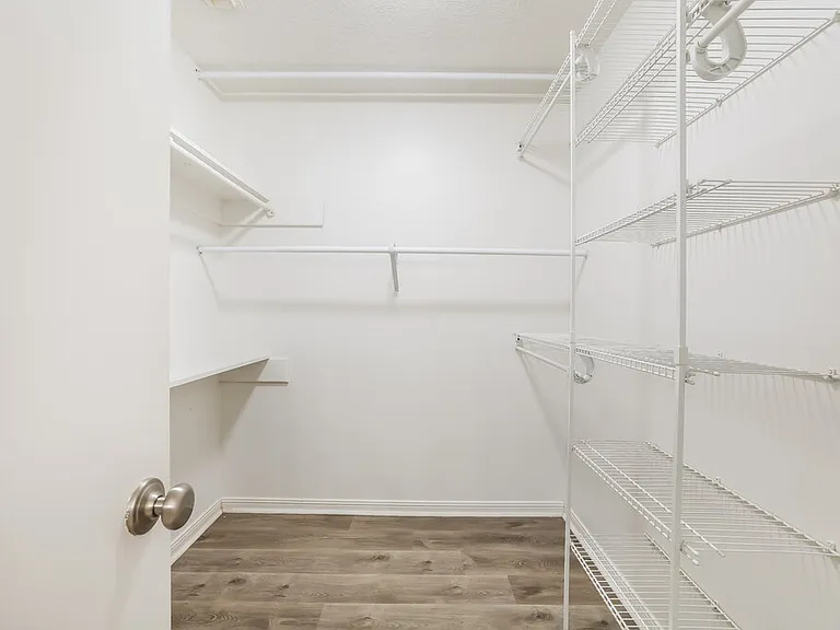 4919 Bayboro Park Dr — Photo 12