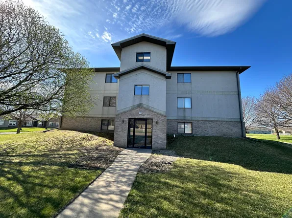 470 21st St SW APT 203, Huron, SD 57350