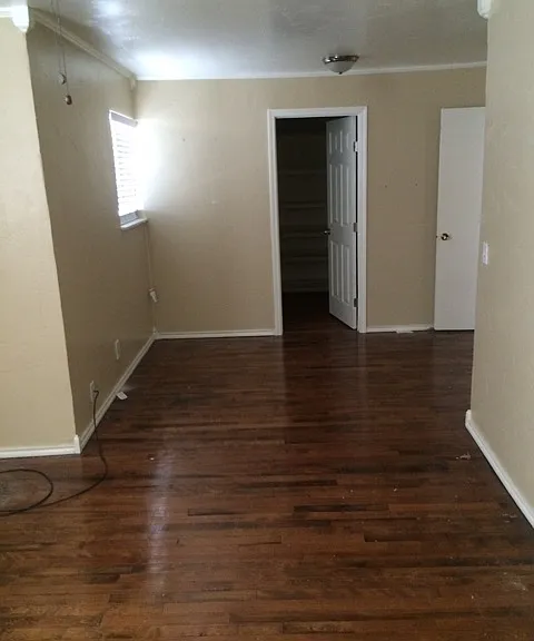 608 Charles Ave — Photo 9