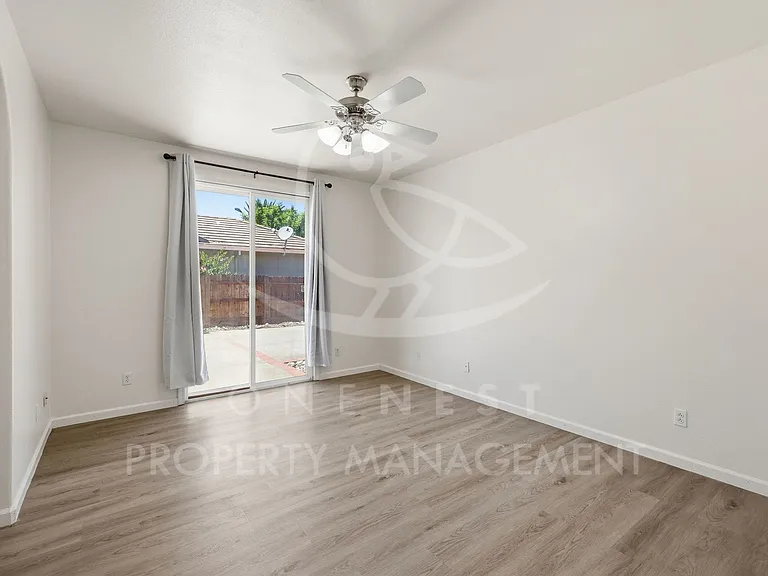 3518 Garden Rose Dr — Photo 11