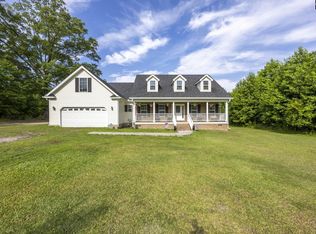 1135 Black River Rd, Camden, SC 29020