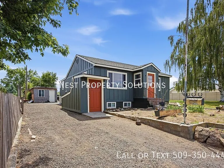 223 5th Ave SE #B — Photo 2