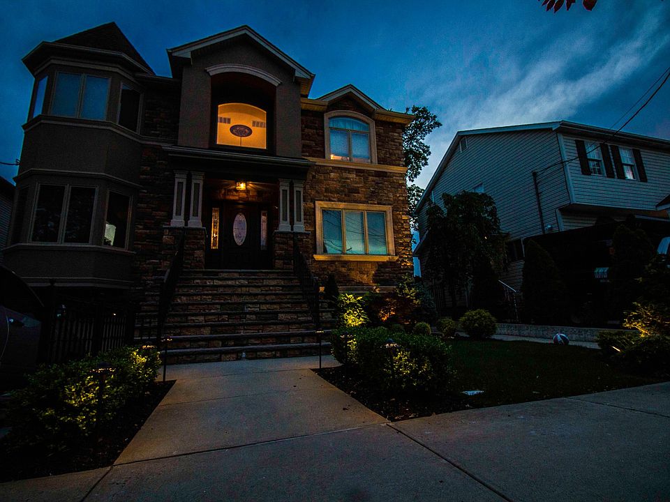 2nd image of 128 Nashville St