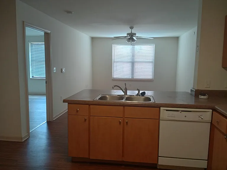 Mill Supply Apartments — Photo 14