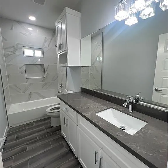 1909 Elsham Ave #1 — Photo 5