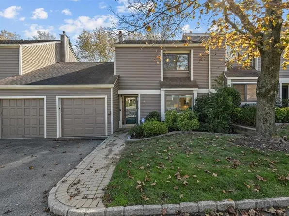 49 Milton Court, Port Chester, NY 10573