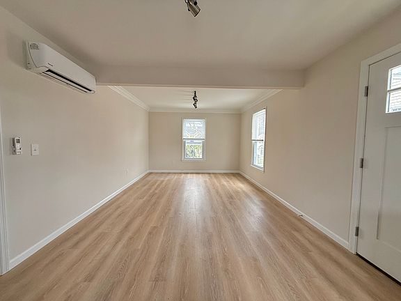 5th image of 194 High Ridge Ave #1
