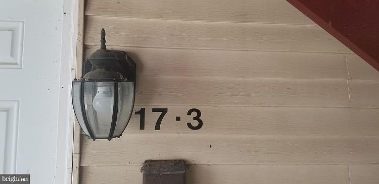 2nd image of 17-3 Florence Tollgate Pl #1703
