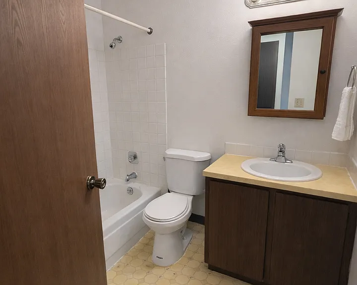 508 E Mission Ave Spokane WA 99202 — Photo 13