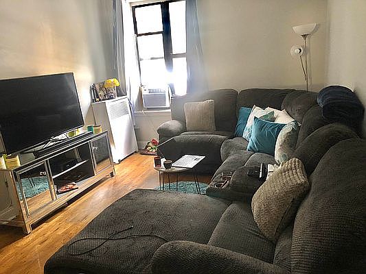 2nd image of 650 E 21st St APT 1