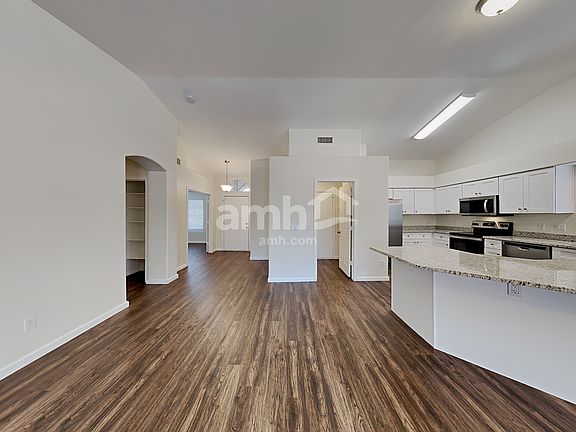 4th image of 13214 W Tara Ln