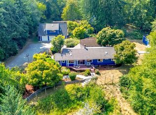 17219 107th Ave SW, Vashon, WA 98070