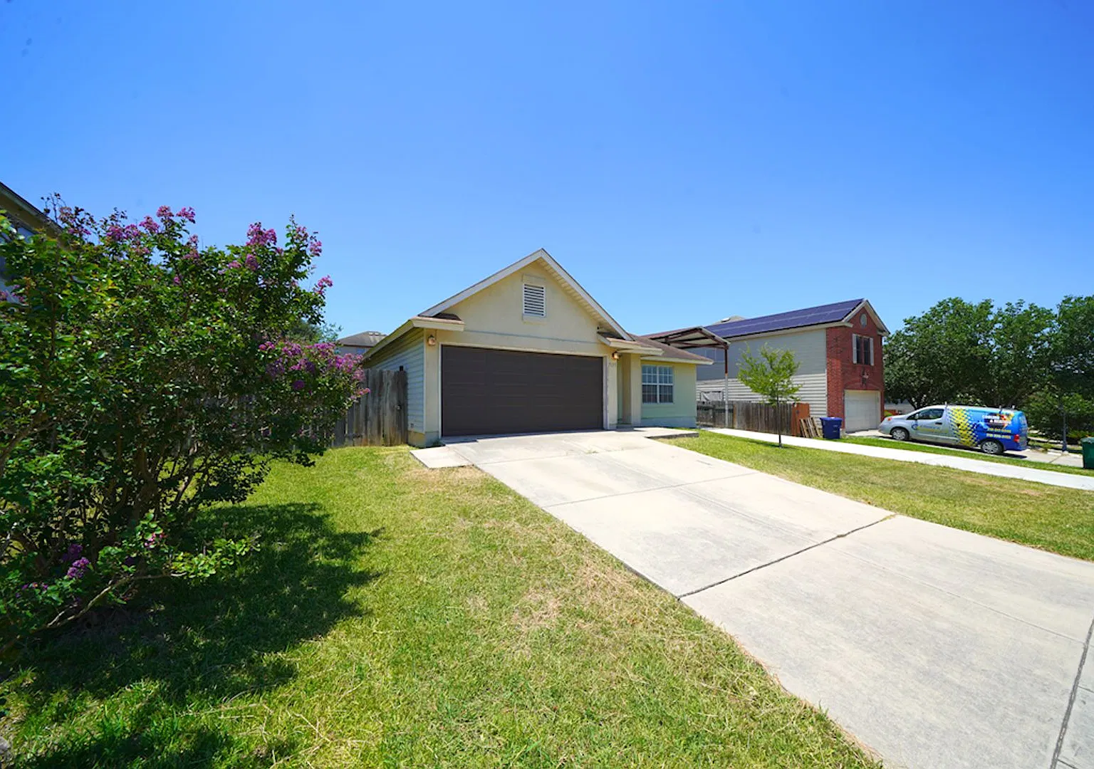 BeautifullyUpdated Home in NorthEast San Antonio. Realtor Commission: $500 — Photo 4