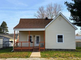 1104 Axtell Ave, Washington, IN 47501