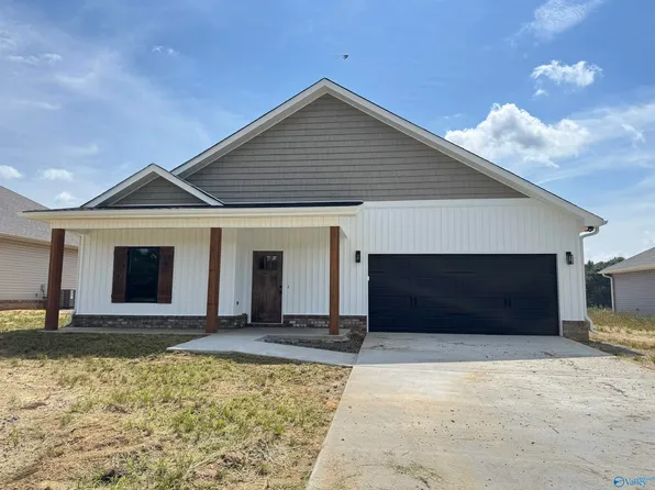 237 Deer Trl, Union Grove, AL 35175