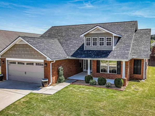 223 Silver Breeze Ct, Harvest, AL 35749