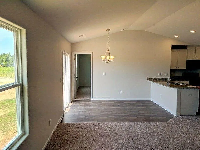 495 Mineral Spring Ln — Photo 4