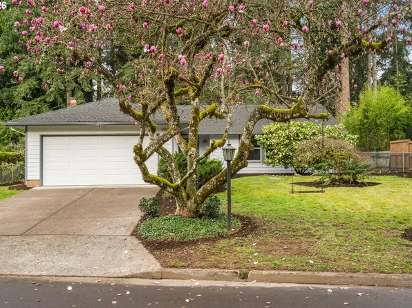 19135 SW Red Wing Ct, Lake Oswego, OR 97035