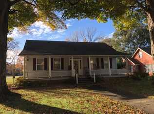 1117 Main St, New Harmony, IN 47631