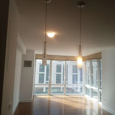 Rented by Living Quest Real Estate Inc. | media 27