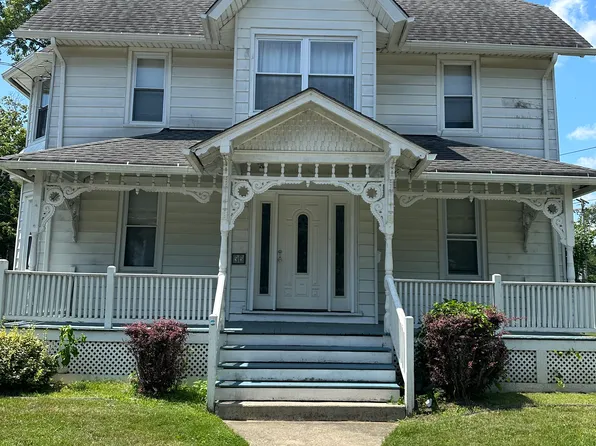 55 State St, Glassboro, NJ 08028