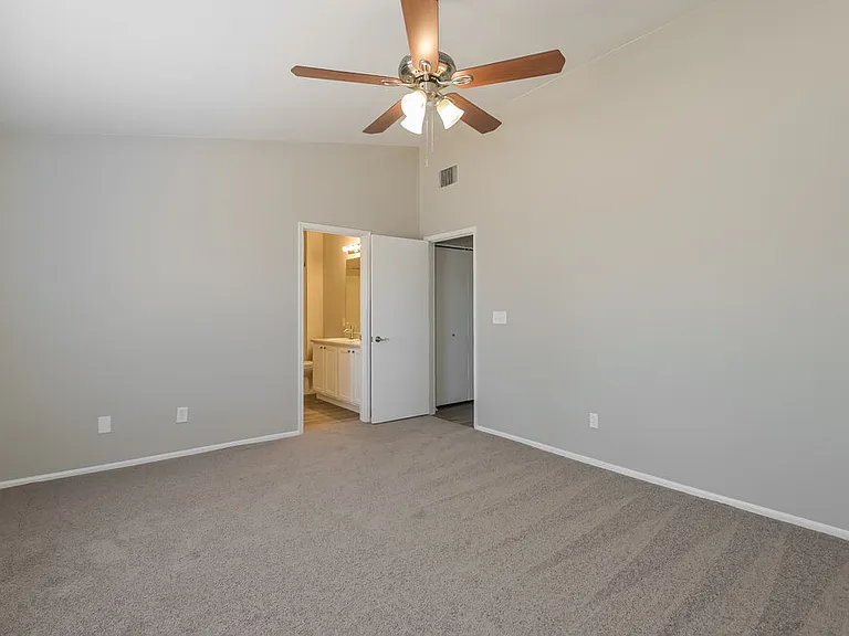 9647 E Banbridge St — Photo 11