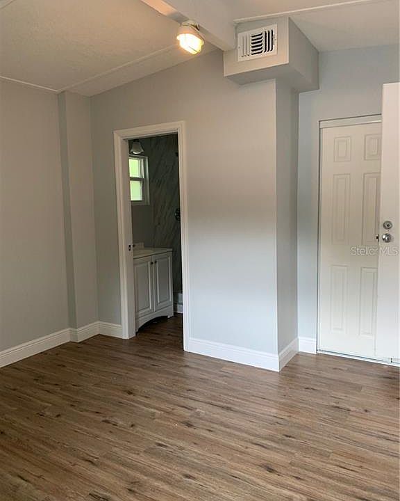 2nd image of 807 23rd St E