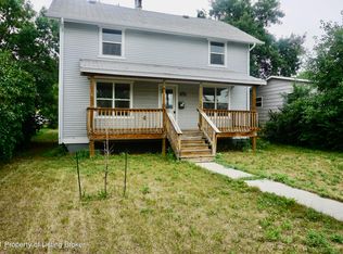 1528 1st St W, Dickinson, ND 58601