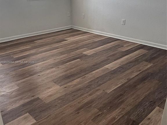 4th image of 11601 NW 89th St APT 222