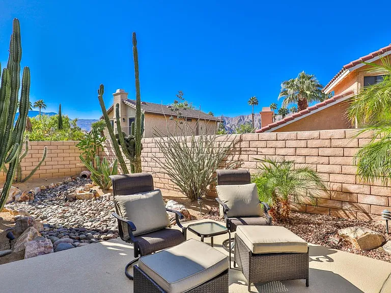 49035 Tango Ct — Photo 7