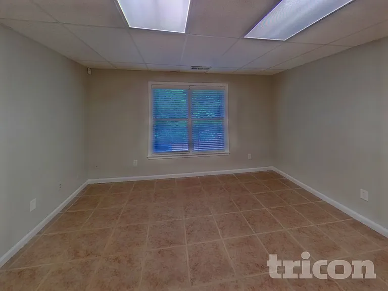 2205 Washington Dr — Photo 20