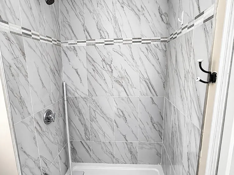 345 Park St #1 — Photo 9