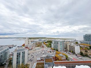 17 Bathurst St #2516, Toronto, ON M5V 0N1