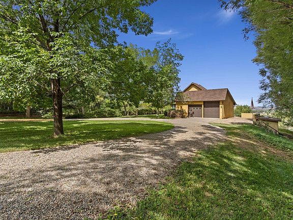 3rd image of 5153 Single Tree Dr