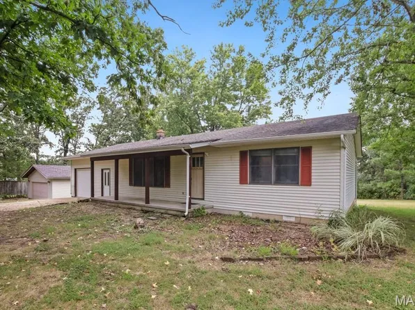 1476 E Springfield Rd, Sullivan, MO 63080