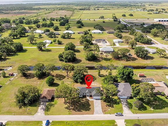 4th image of 7916 Granada Rd