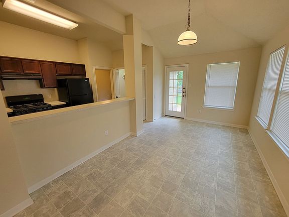5th image of 3904 Tranquil Path Dr