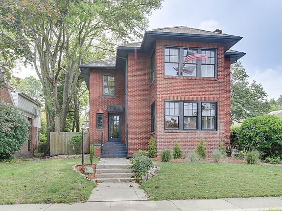 2nd image of 1700 Claremont Ave #1