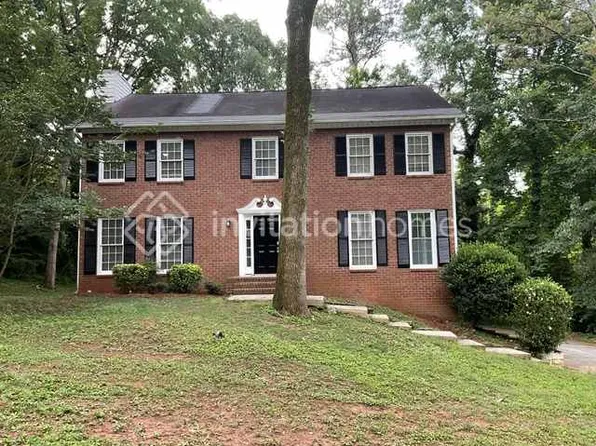 4122 Deerbrook Way SW, Lilburn, GA 30047