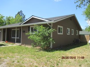 325 N Main St, Dorris, CA 96023